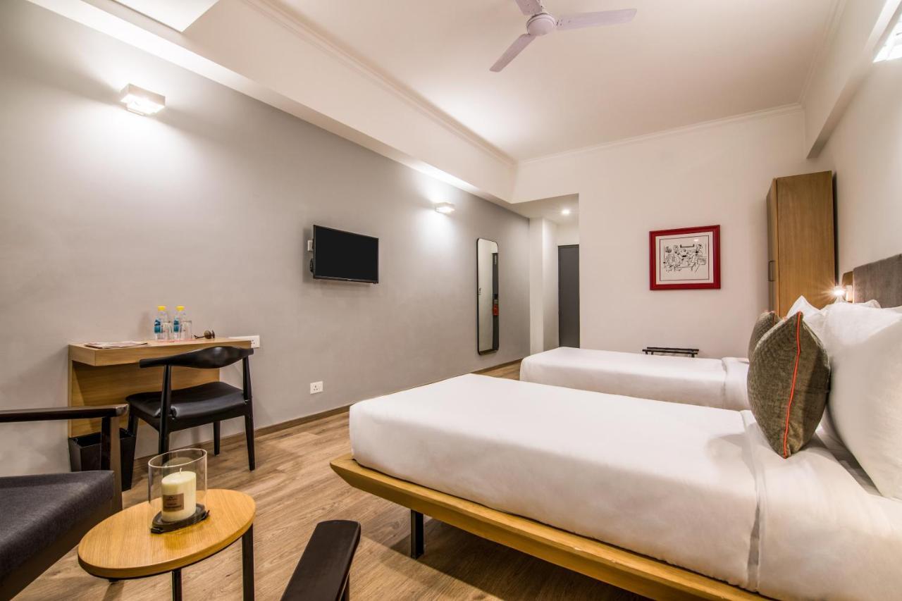 Oyo Townhouse 028 Corporate Suite Noida Exterior foto